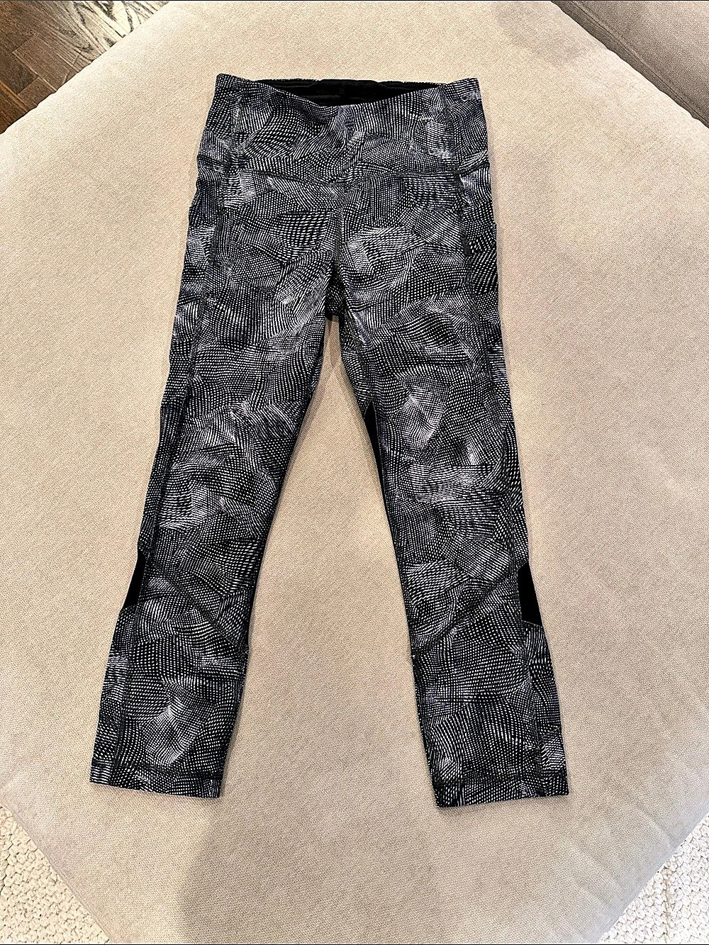 Lululemon Pace Rival High-Rise Crop 22" Women's Printed Athletic Leggings